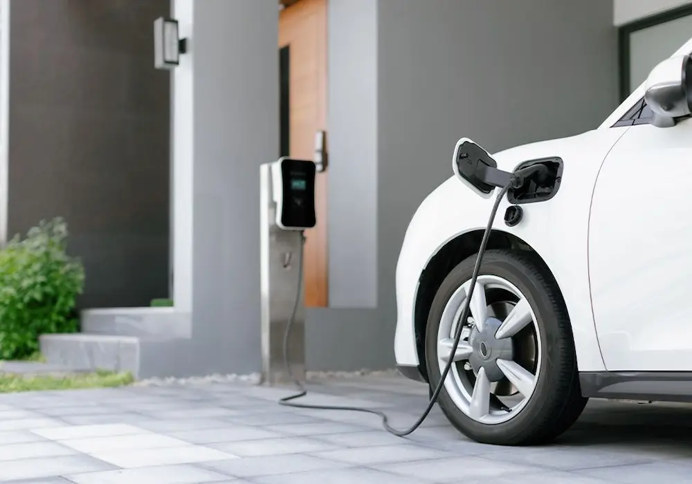 Installation d'une borne de recharge dans un garage de particulier